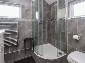 Cottage | Bathroom - Coetsiws (Caernarfon)