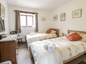 Cottage | 2 bedrooms, individually decorated, individually furnished, free WiFi - Brunnion Cottage (Hayle)