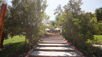 Entrada al alojamiento