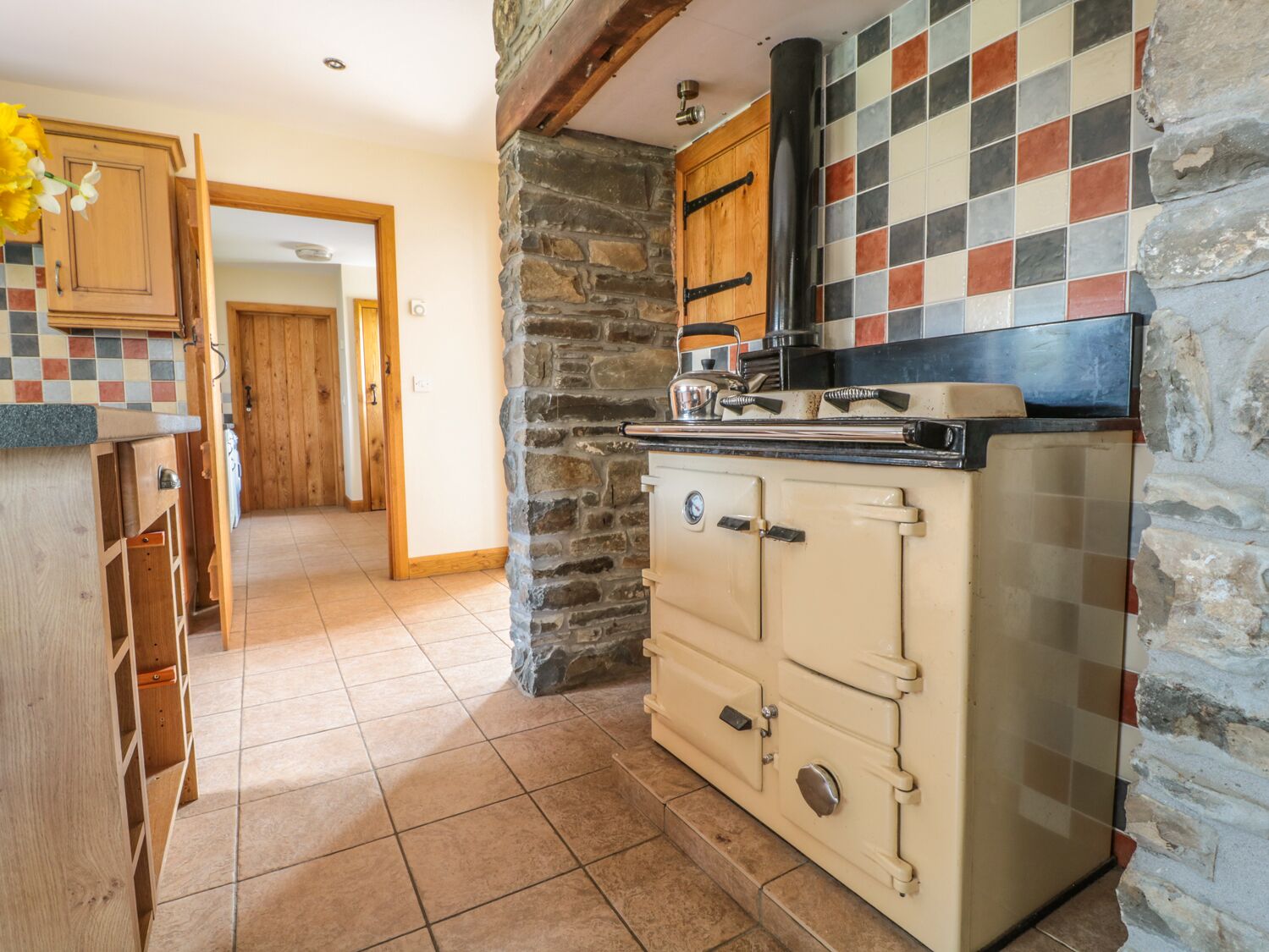 村舍 | 私人厨房 | 微波炉、炉灶、洗碗机、高脚椅