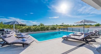 Luxus und entspannende Wellness Villa Ana