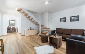 Smart TV, fireplace, DVD player, table tennis - Luxury “Villa Branko Istria”****, on 7000sqm of enclosed and private land (Svetvincenat)