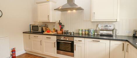 Cottage | Interior