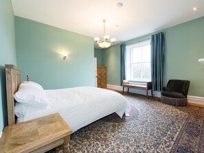 Cottage | 6 bedrooms, individually decorated, individually furnished, free WiFi