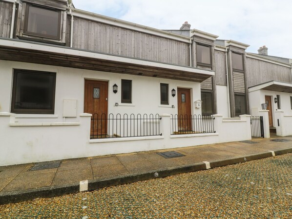 Exterior - 4 Bredon Court (Newquay)