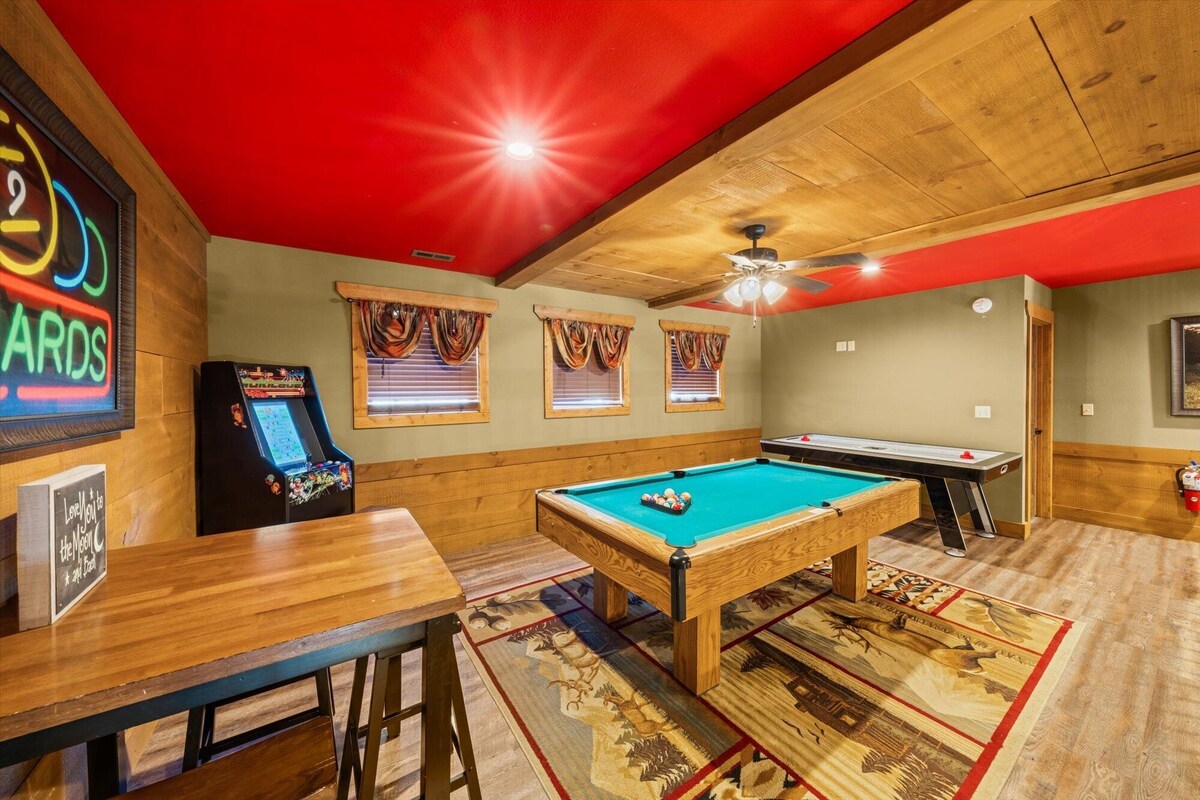 Photo 64 of Indoor cabin pool fun / $600 Free Attractions p day.