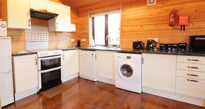 Holly Lodge