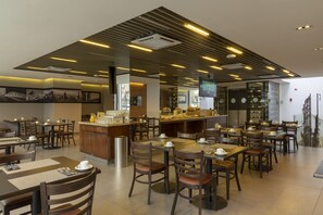 Restaurant - Hotel Capital Bellet (Santiago)