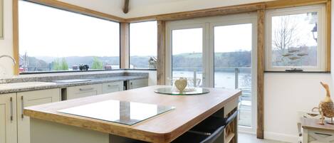 Cottage | Dapur peribadi | Ketuhar gelombang mikro, dapur, mesin basuh pinggan mangkuk