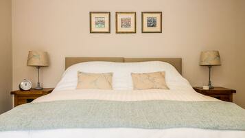 Cottage | Bahagian dalam