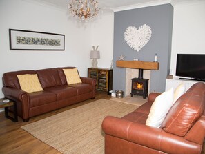 Ferienhaus | Wohnbereich | Fernseher