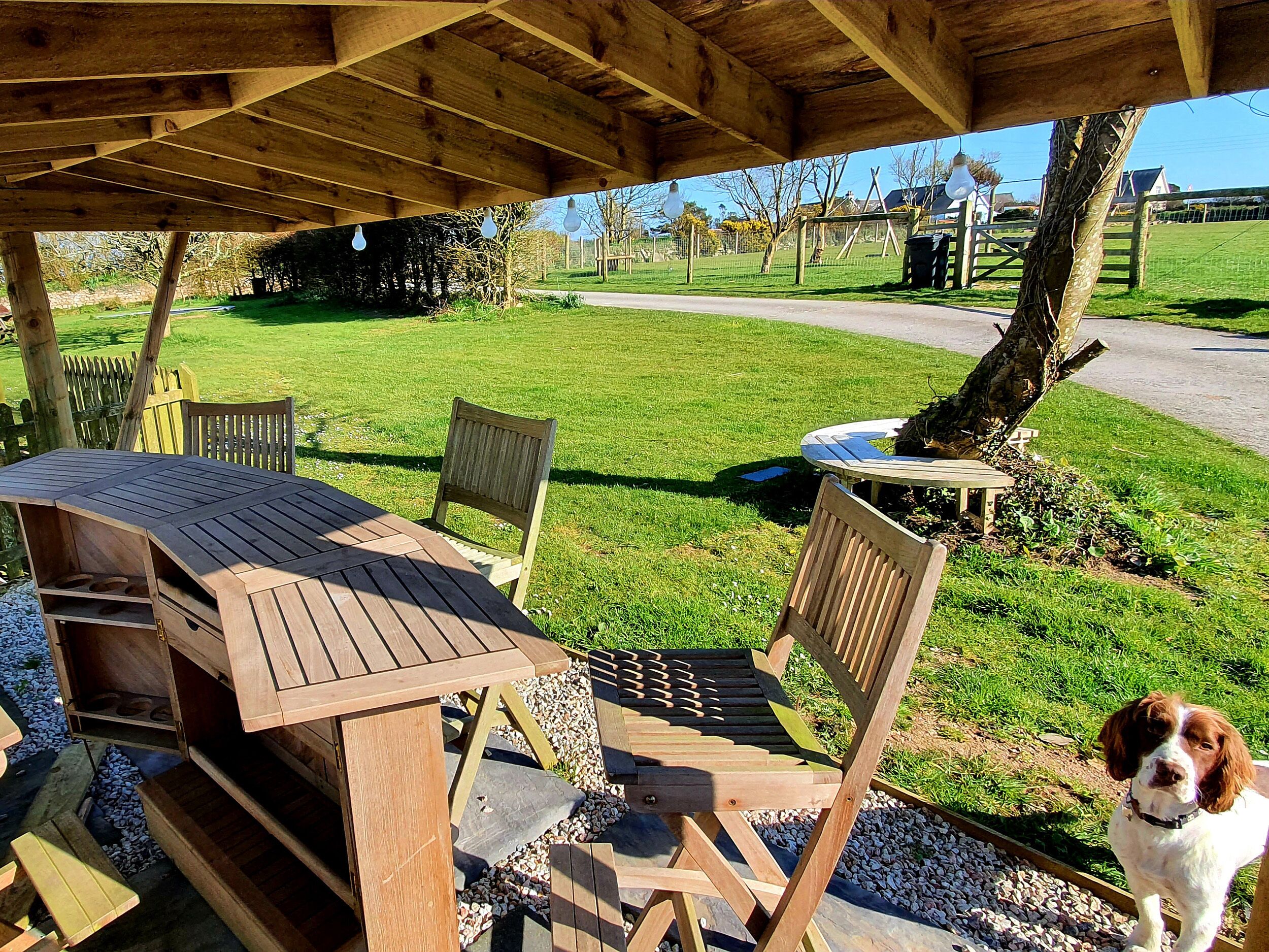 Cottage | Outdoor dining