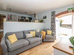 Cottage | Interior - Dexter (Penryn)