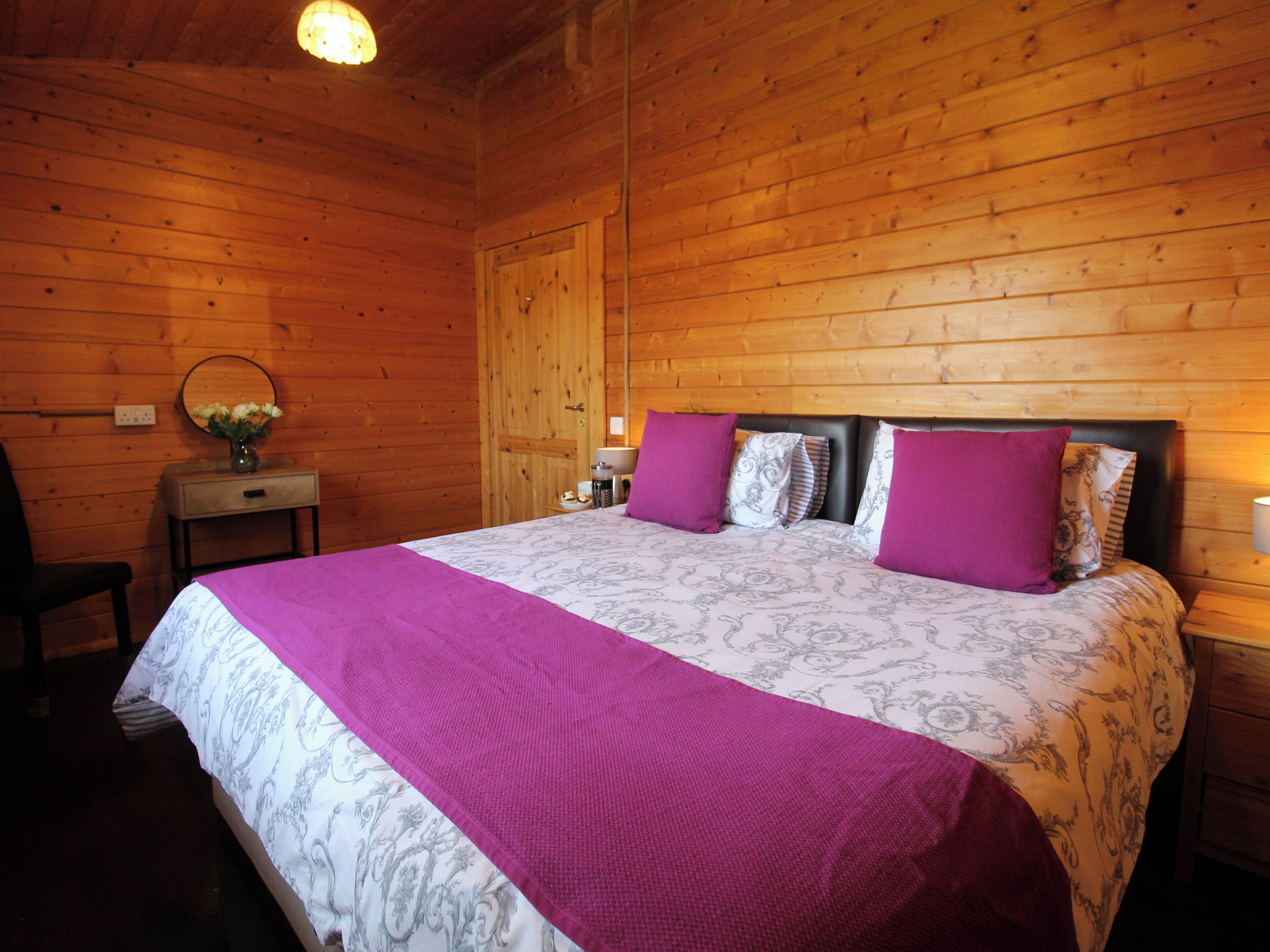 Cottage | 2 phòng ngủ, trang trí khác biệt 