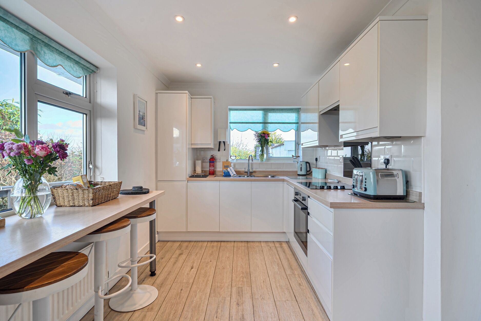 平房 | 私人廚房 | 微波爐、爐具、洗碗機、電熱水壺