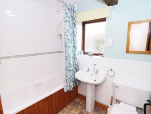 Cottage | Bathroom - Meadow Cottage (York)