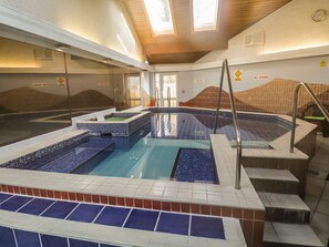 Cottage | Indoor pool - Waterhead Apartment B (Ambleside)