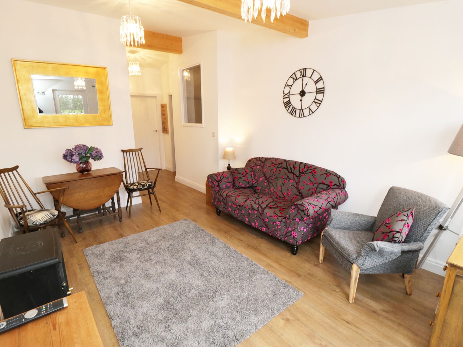 Cottage | Interior