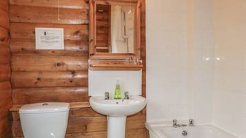 Cottage | Badkamer | Een douche