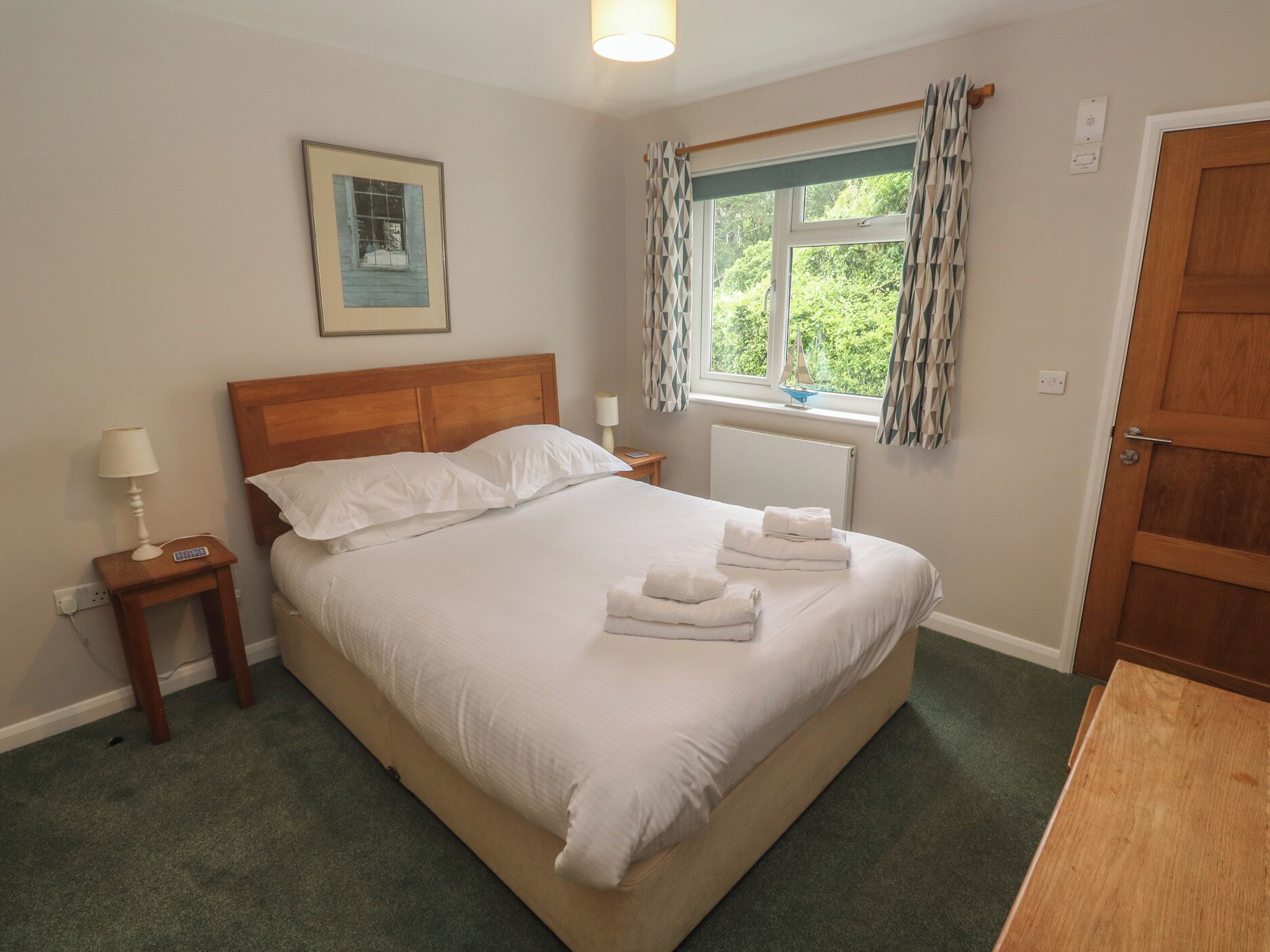 3 bedrooms, individually decorated, individually furnished, free WiFi