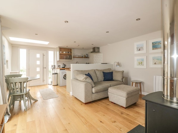 Ferienhaus | Wohnzimmer | Flachbildfernseher, DVD-Player