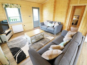 Cottage | Bahagian dalam