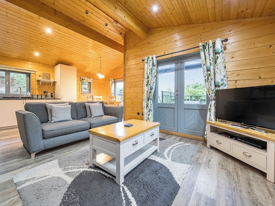 Cottage | Living area | TV