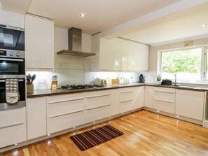 Cottage | Interior - Tigh Na Drochit (Garve)