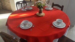 Free daily buffet breakfast  - Kontiki Hotel (São Francisco do Sul)