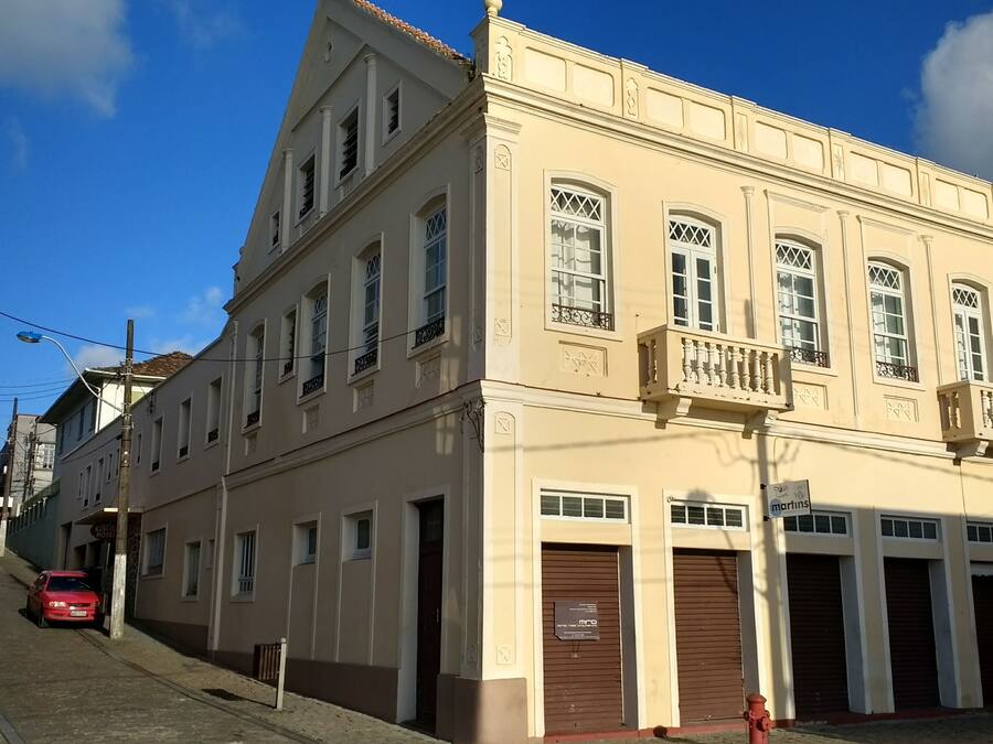 واجهة المنشأة