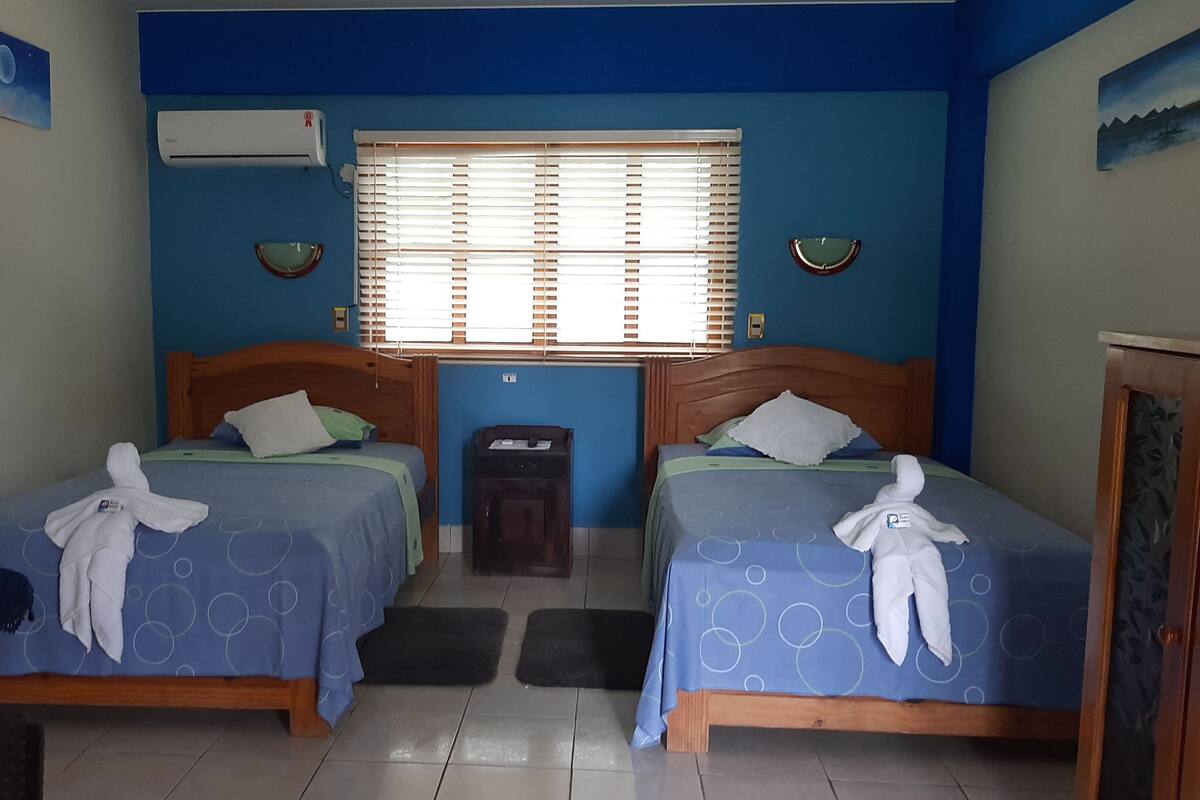 1 bedroom, premium bedding, minibar, in-room safe