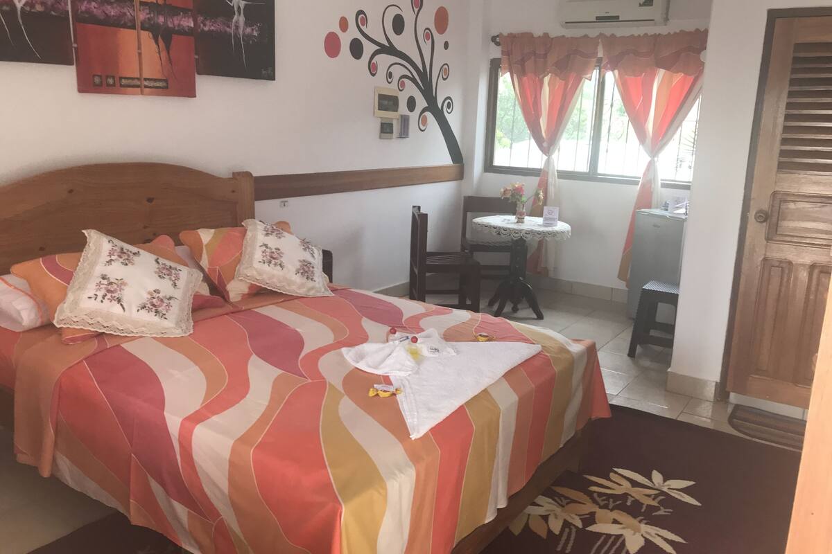 1 bedroom, premium bedding, minibar, in-room safe