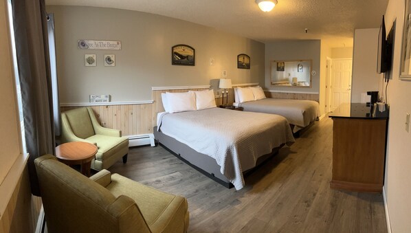 Individually furnished, iron/ironing board, free WiFi, bed sheets - Vacationland Inn & Suites (Brewer)