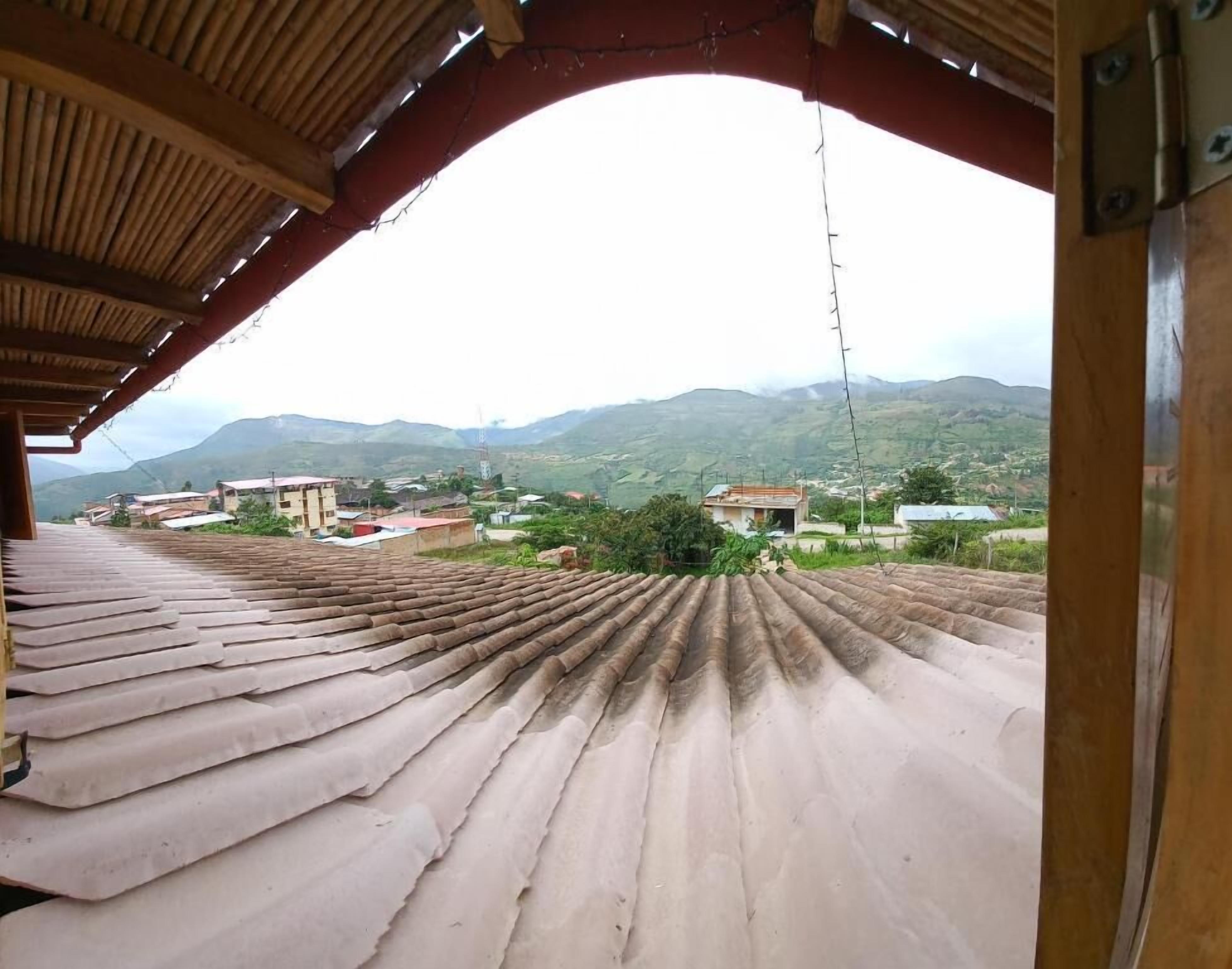 Setrika/meja setrika dan Wi-Fi gratis