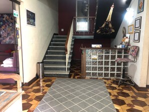 Reception - Zen Garden Hostel (São Paulo)