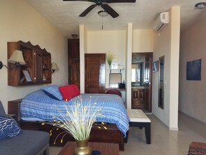 Panoramic Condo, 1 Queen Bed with Sofa bed, Terrace, Ocean View