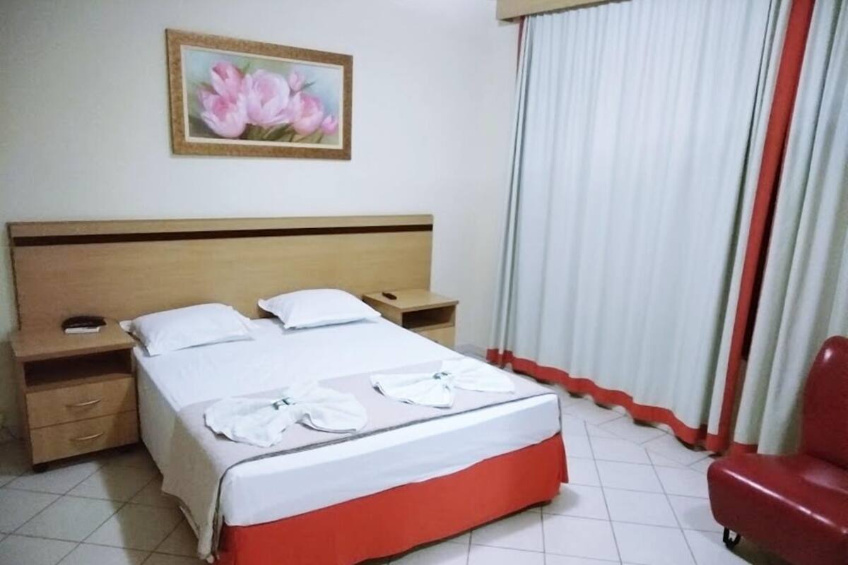 Family Suite, Multiple Beds, Non Smoking | Desk, blackout drapes, iron/ironing board (on request), WiFi (free)