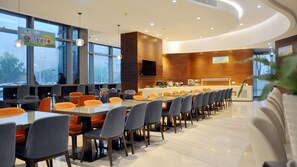 Free buffet breakfast - Holiday Inn Express Suzhou Industrial Park by IHG (Suzhou)