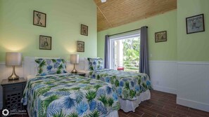 5 bedrooms, desk, iron/ironing board, free WiFi