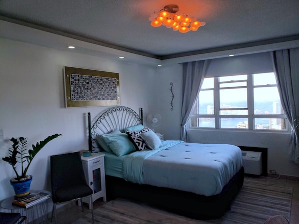 Desk, iron/ironing board, free WiFi, bed sheets