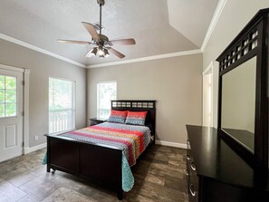 2 habitaciones, wifi gratis y ropa de cama