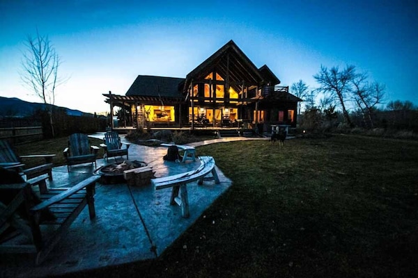 The Firepit--A place for tall tales and S'mores!