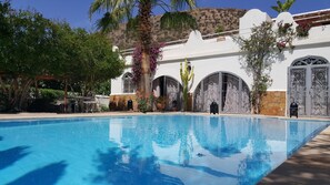 Piscine extérieure, piscine chauffée