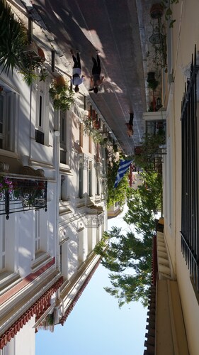 Athenian House in Plaka - Four-bedroom Villa in the famous Plaka area