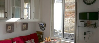 Charming and authentic fisherman's house, downtown and near the beach