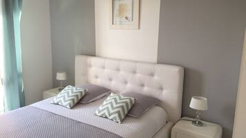 1 chambre, fer et planche Ă repasser, Wi-Fi gratuit, draps fournis