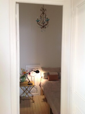 3 bedrooms, iron/ironing board, travel crib, free WiFi