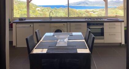Villa Nicolina 800m from Bonifacio beach, breathtaking sea view