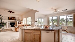 Interior - Magical Getaway: Garden Oasis & Pool, Mtn.Views, Hiking, close to Shops & Strip (Las Vegas)