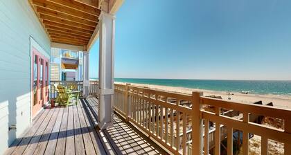 SEA GLASS Luxury Beachfront Home, Private Heated Pool, Million Dollar Gulf Views